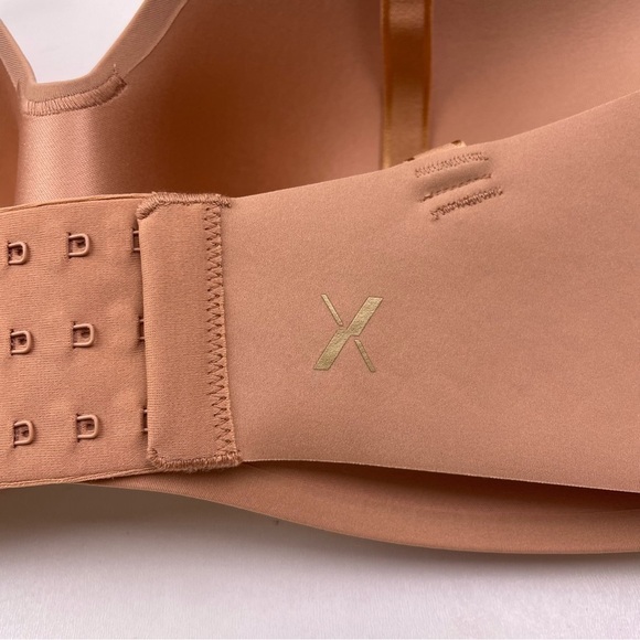Knix Wingwoman Contour Bra Cavassa Nude Size 7+ NWT Wireless Supportive - Picture 9 of 10
